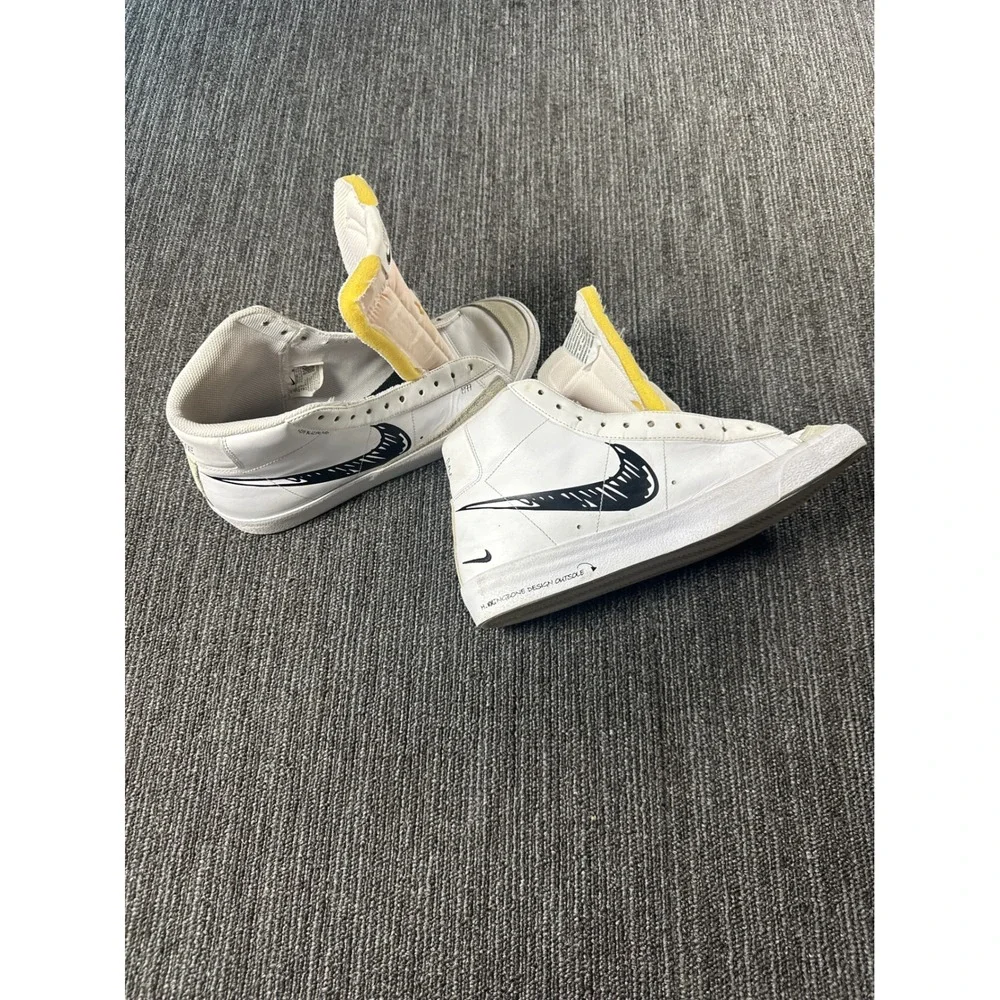 Nike Blazer Mid 77 Sketch White Black Mens Size 10 CW7580-101 High Top Sneakers